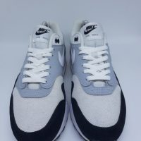 Hoe strik je nike air max online